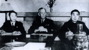 Three people group for peace in 1946 China with Zhang Qun, George Marshall and Zhou Enlai